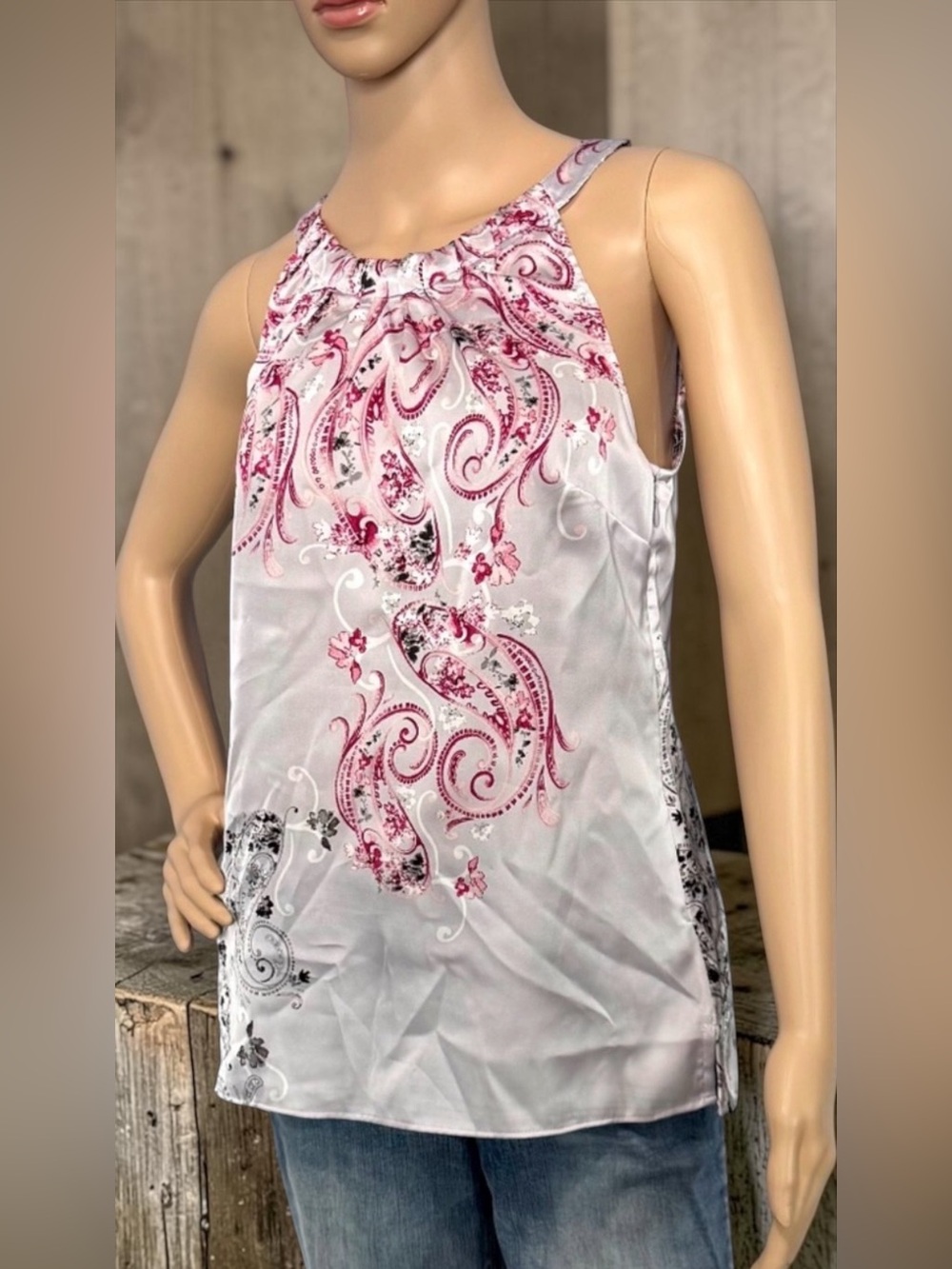WHITE HOUSE BLACK MARKET Women’s Sleeveless Top (Size S)